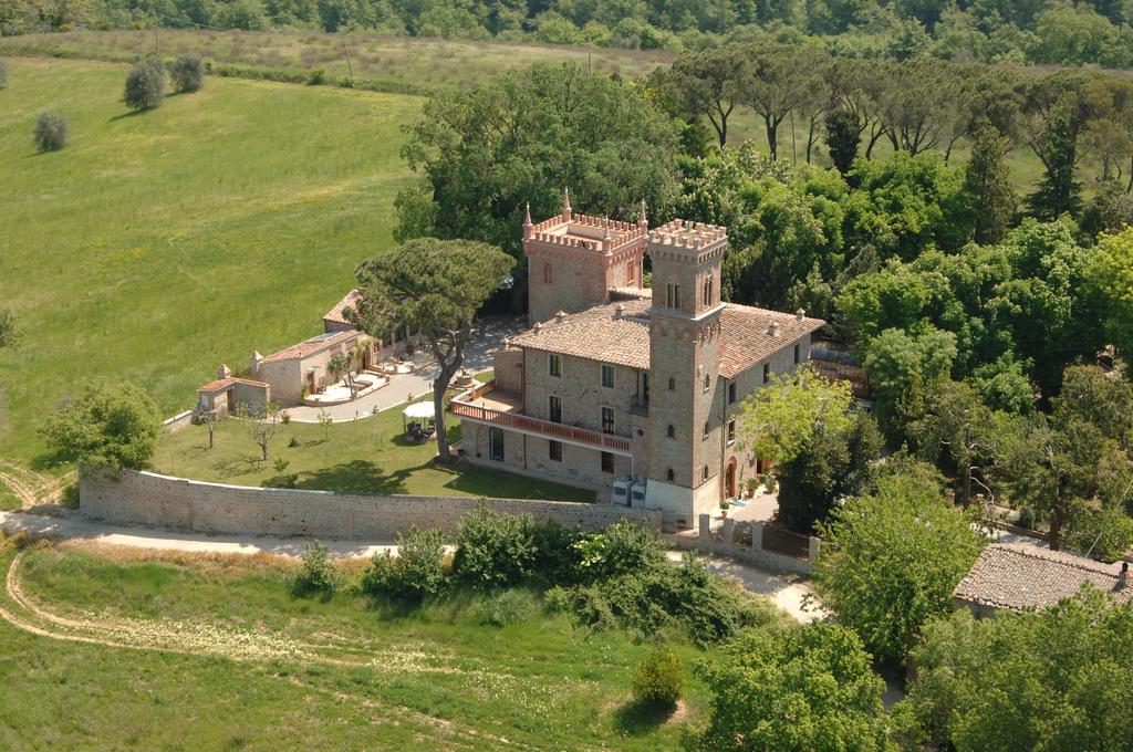 Città della Pieve Relais Castelluccio Palusseゲストハウス エクステリア 写真