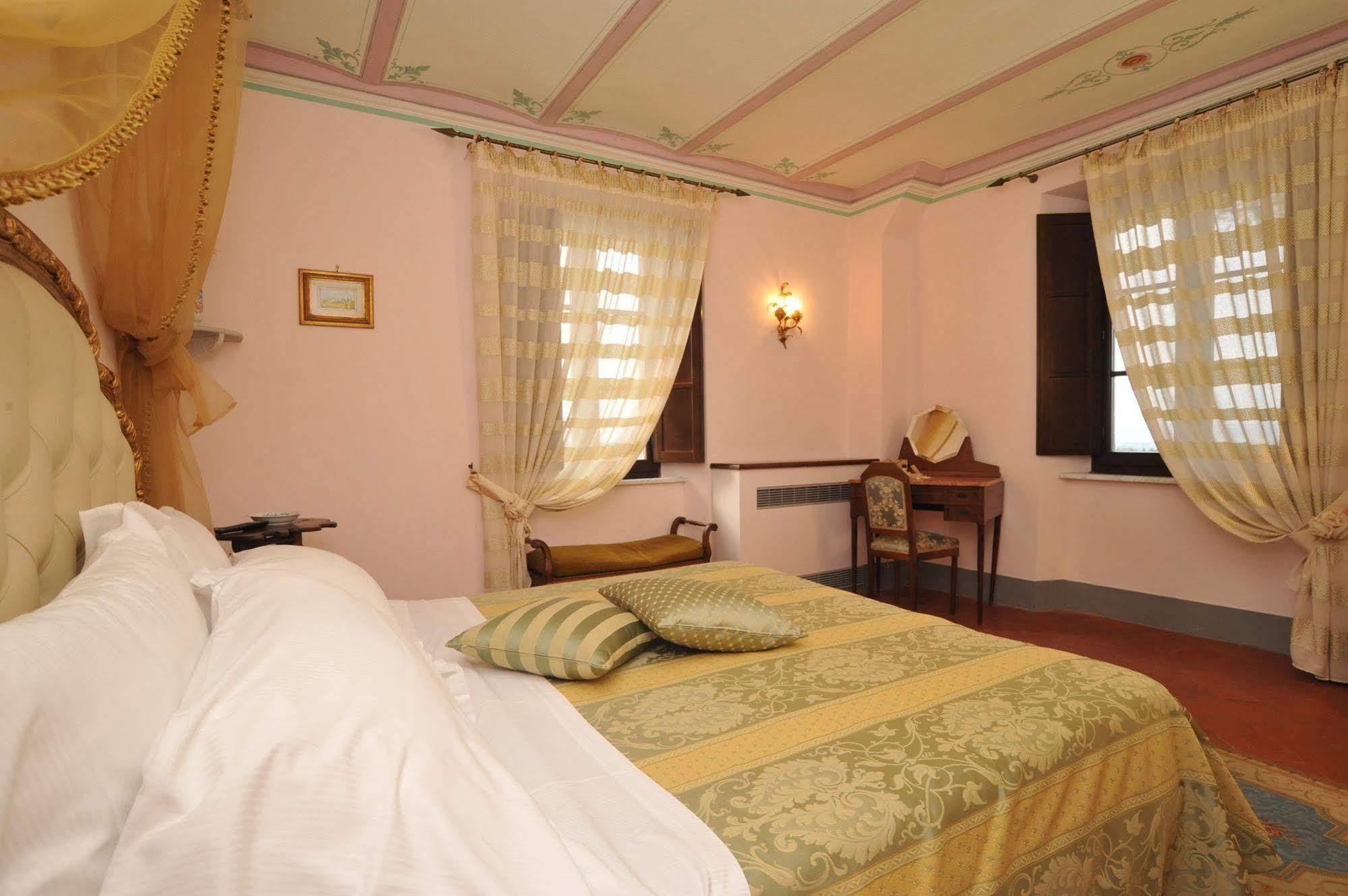 Città della Pieve Relais Castelluccio Palusseゲストハウス エクステリア 写真